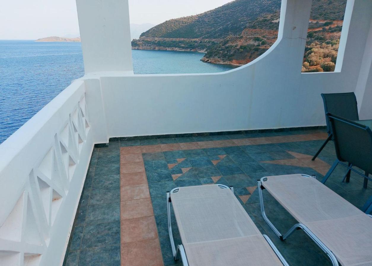 Muses Seaside Villas Parálion Ástros Eksteriør bilde