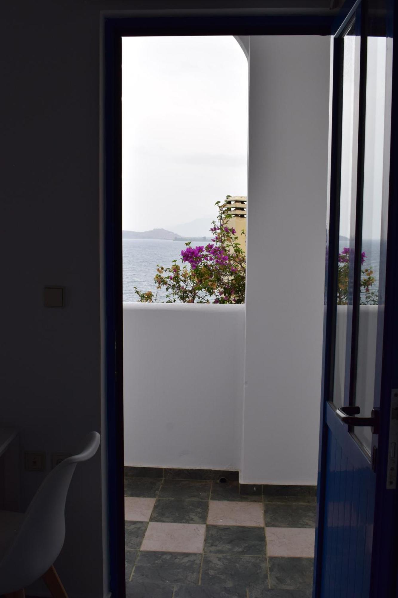 Muses Seaside Villas Parálion Ástros Eksteriør bilde