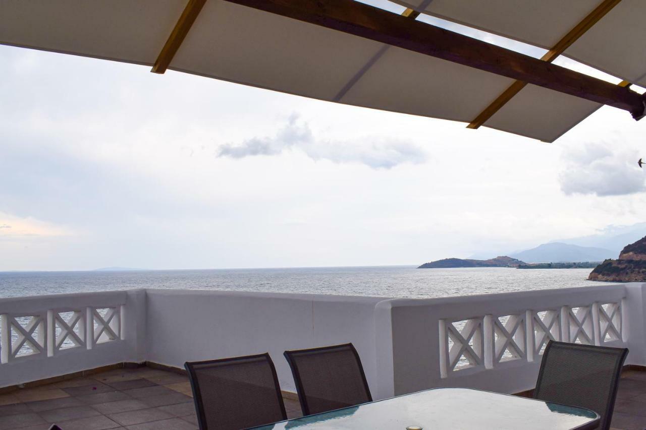 Muses Seaside Villas Parálion Ástros Eksteriør bilde