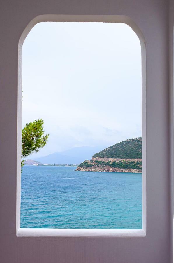 Muses Seaside Villas Parálion Ástros Eksteriør bilde